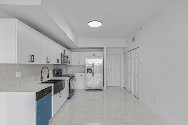 Photo - 16925 SW 100th Ave Unit B1