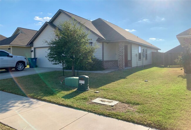 Photo - 108 Dove Landing Ct