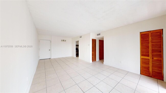 Photo - 2345 NE 135th St