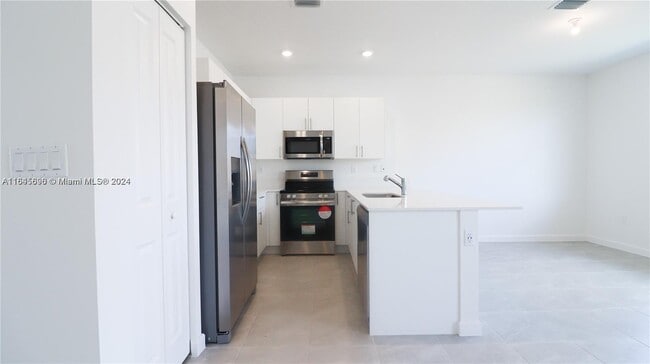 Photo - 1475 SE 7th Ter