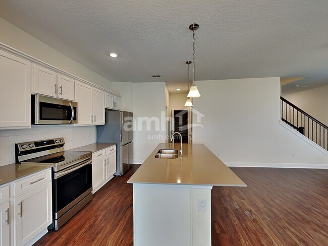 Photo - 2713 Ponds Trl