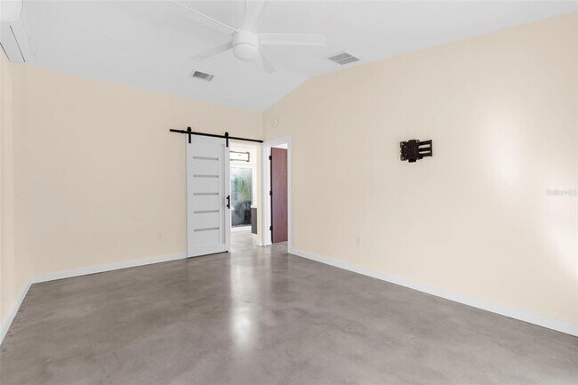 Photo - 4250 Marlowe Dr