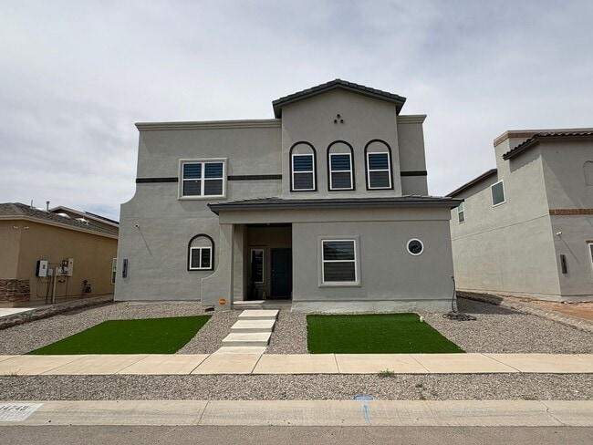 Building Photo - FAR EASTSIDE HOME FOR RENT