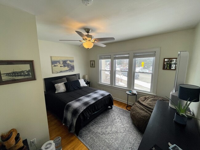 Bedroom 1 - 1619 N Warren Ave Unidad 1619 N Warren Ave.