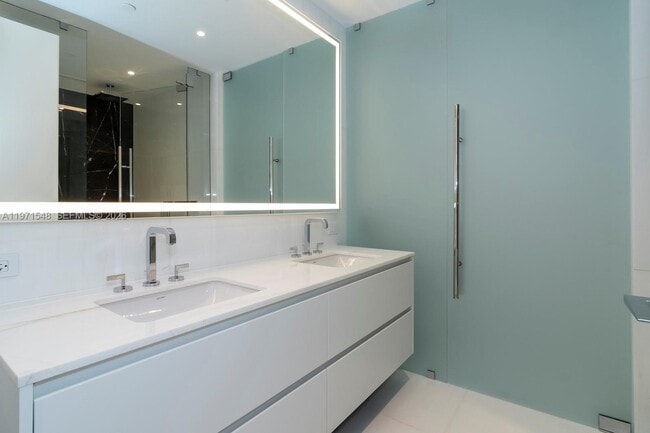 Photo - 300 Biscayne Boulevard Way Unit 5005