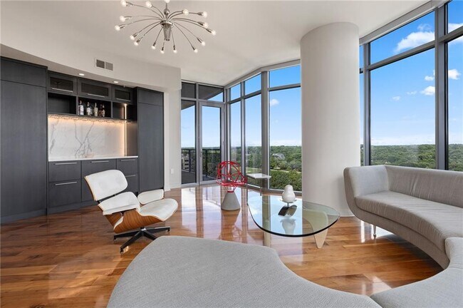 Photo - 222 12th St NE Unidad 1806