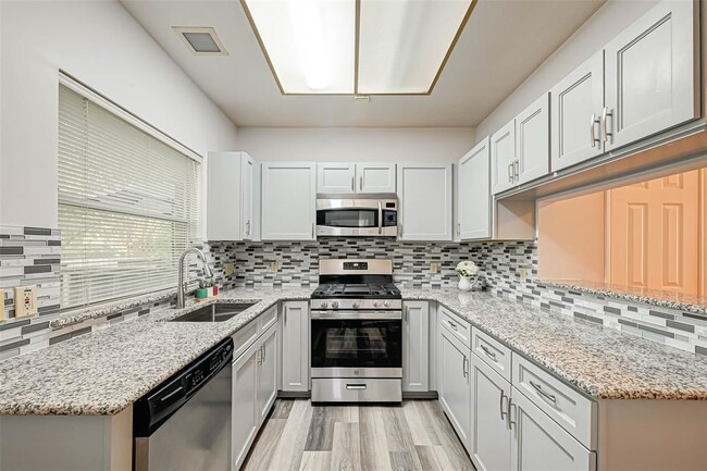 Photo - 2930 Grants Lake Blvd Condo Unit 304