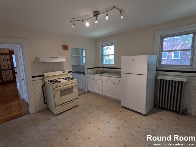 Photo - 74 Colborne Rd Unit 1