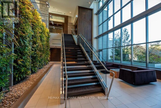 Photo - 35 Brian Peck Crescent Unité 423