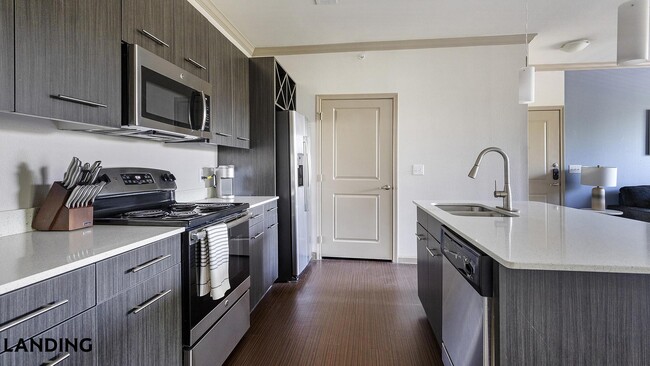 Photo - 7602 Luskey Blvd Unidad 1307