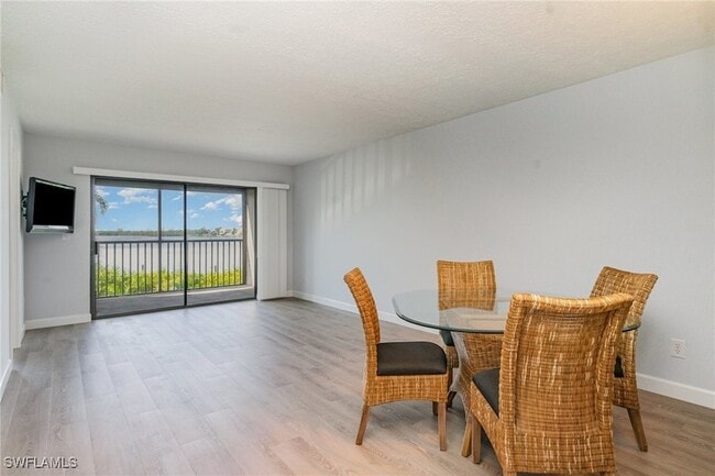 Photo - 4835 Bonita Beach Rd SW Unidad 102