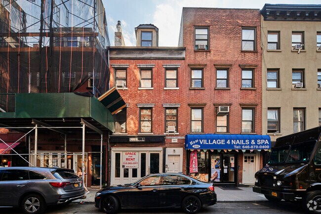 Photo - 266 Bleecker St