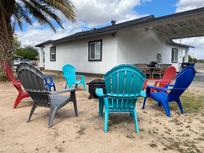 Photo - 1401 S 112th Dr