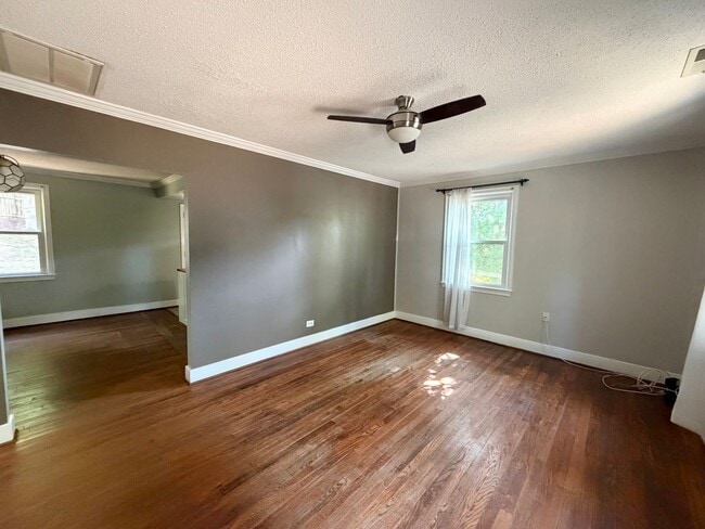Photo - 1627 Mason Ln