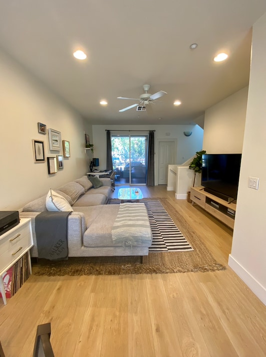 Photo - 1363 Abbey Ln