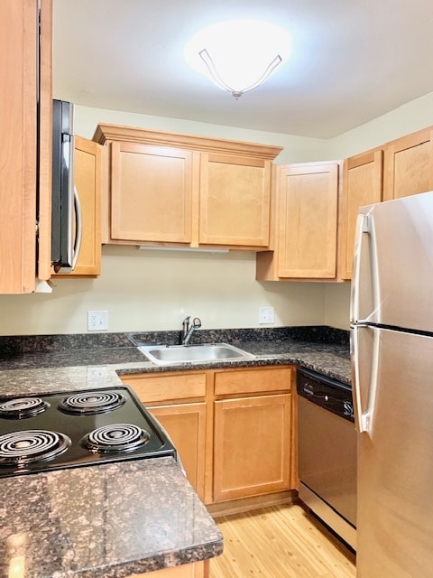 Briarwood Park Apartments - Briarwood Park Apartments