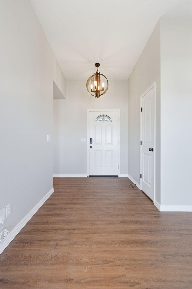 Photo - 205 E Lapis St