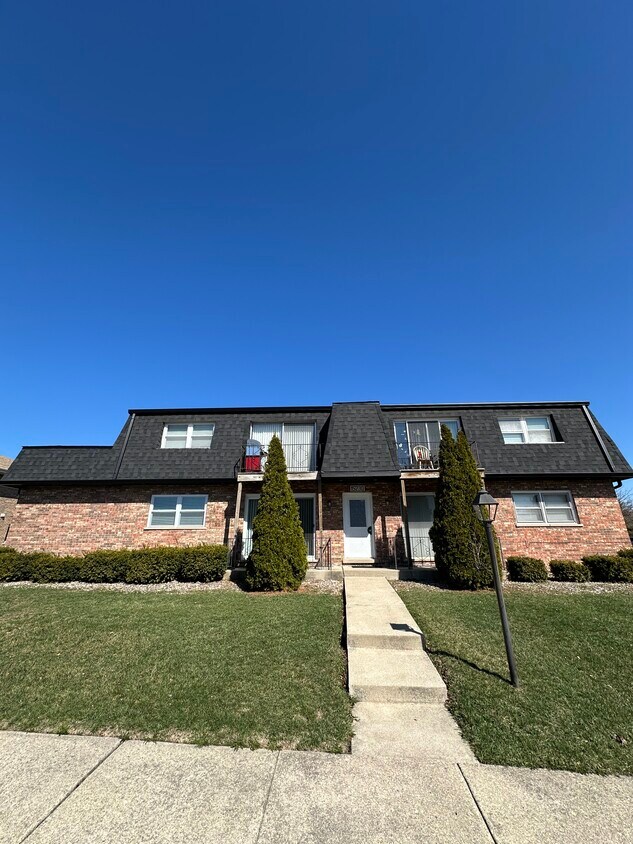 Photo - 15230 El Cameno Real Dr (Orland Park, IL)