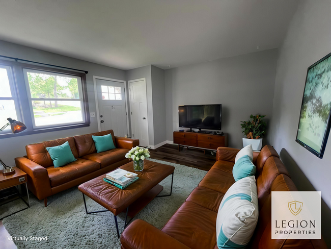 3 Bedroom 1 Bathroom Rent Controlled Side ... - 3 Bedroom 1 Bathroom Rent Controlled Side ... Townhome