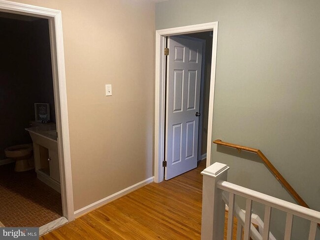 Photo - 415 Monmouth Dr