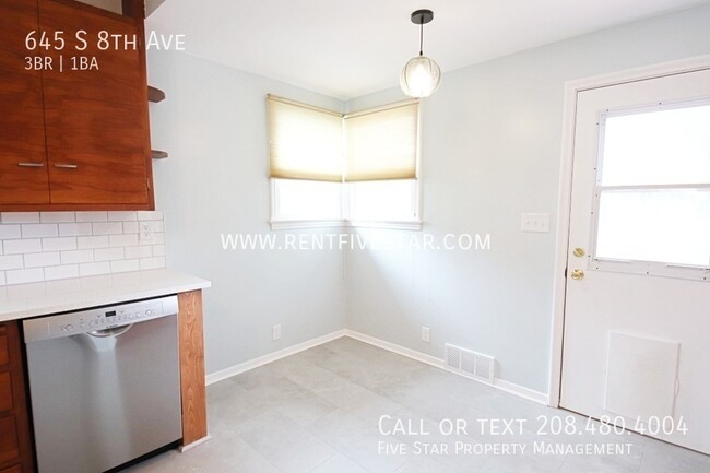 Photo - 645 S 8th Ave