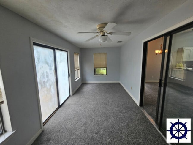 Photo - 6625 Harbour Blvd