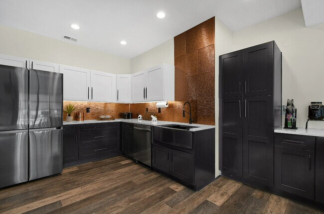 Photo - Fountain Place Apartments