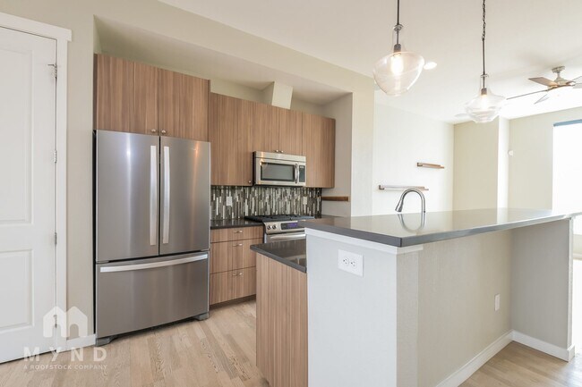 Photo - 3325 W 18th Ave