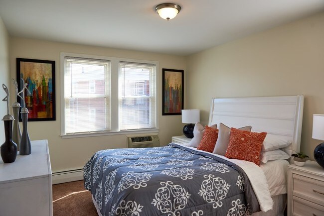 Photo - Beechmont Gardens