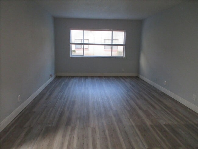 Photo - 11444 NW 42nd St Unit 11444