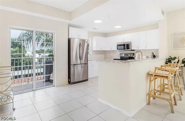 Photo - 4450 Botanical Pl Cir Unidad 6