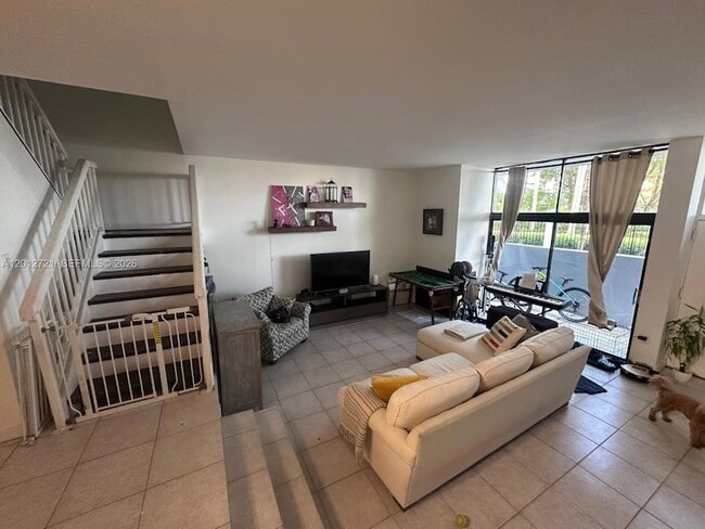 Photo - 3003 NE 183rd Ln