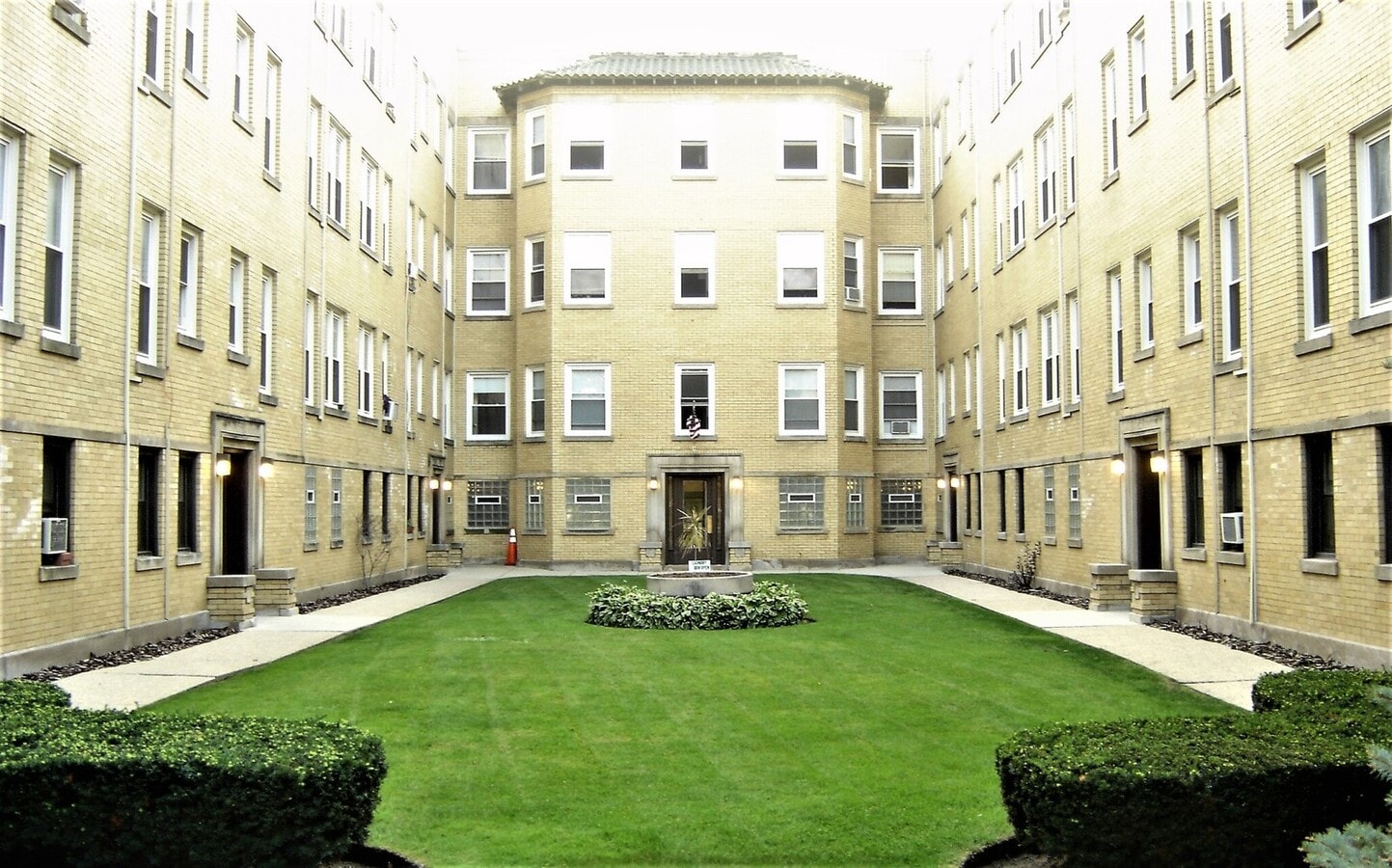 Photo - 6538 N Lakewood Ave Condo Unit 12