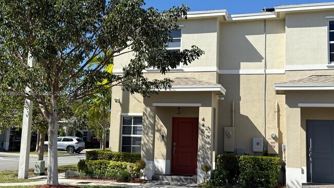 Photo - 440 NE 4th Terrace