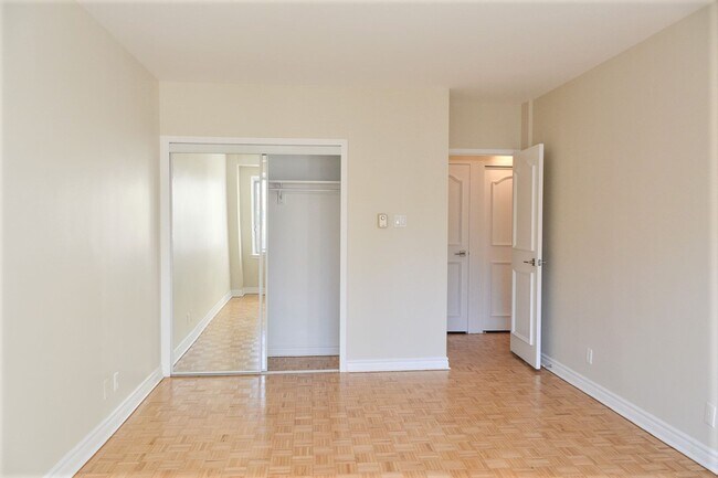 Photo - 4555 Av. Bonavista Unit 302