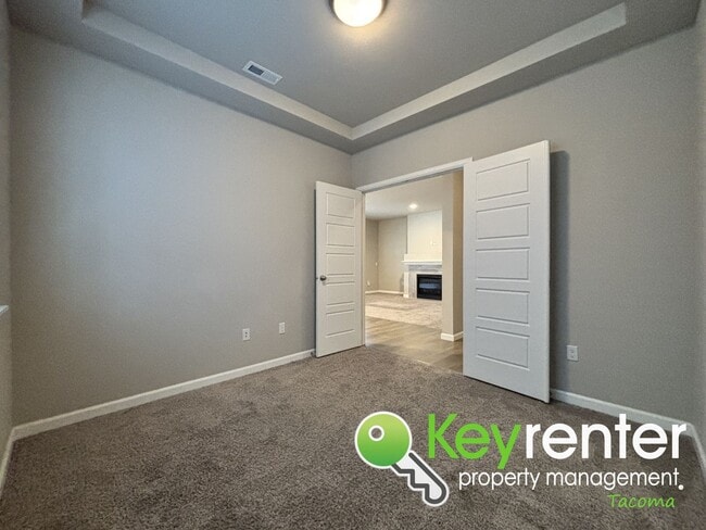 Photo - Beautiful 4 Bedroom 2.5 Bathroom Tacoma Home for Rent in Secluded Community!