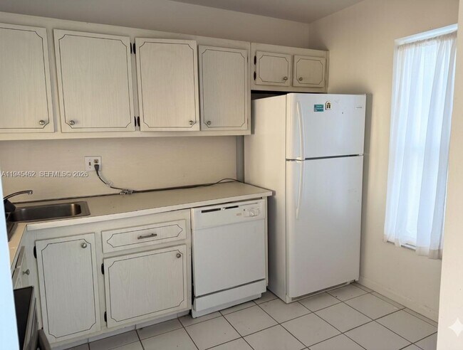 Photo - 5841 NW 61st Ave Unit 304