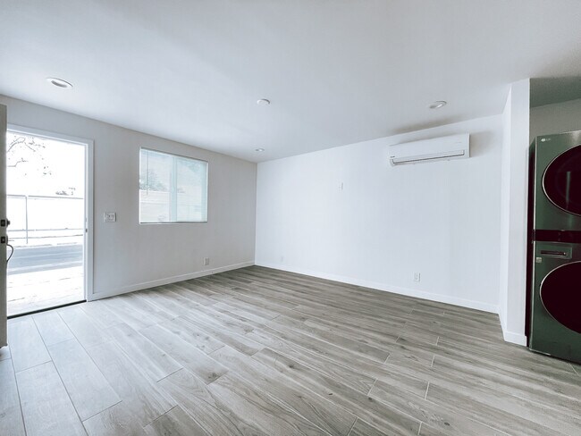 Photo - 6002 3rd Ave