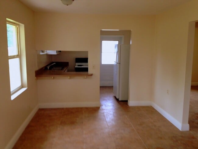 Building Photo - 2BR/1BA Home in a Quiet & Beautiful Countr...