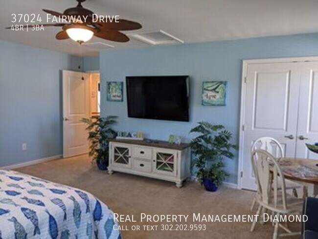 Photo - 37024 Fairway Dr