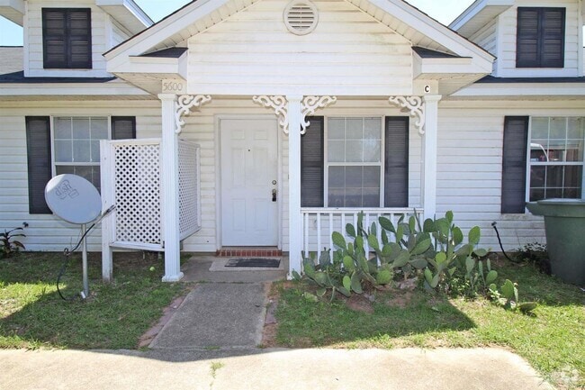 Building Photo - 5600 W Shore Dr Rental