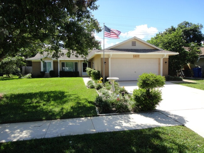 Building Photo - 1417 McDermott Ln Rental