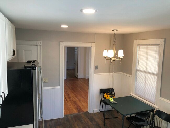 Photo - 117 W High St Unit 2