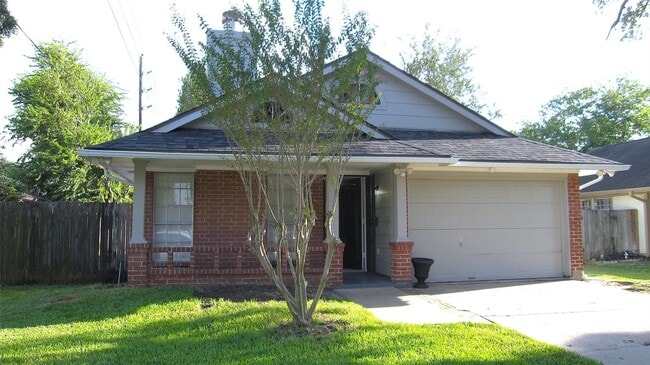 Building Photo - 15811 Beechnut St