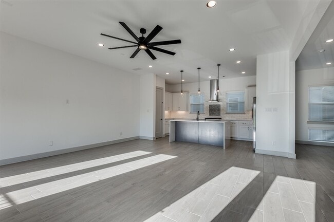 Photo - 2609 La Altura Ln