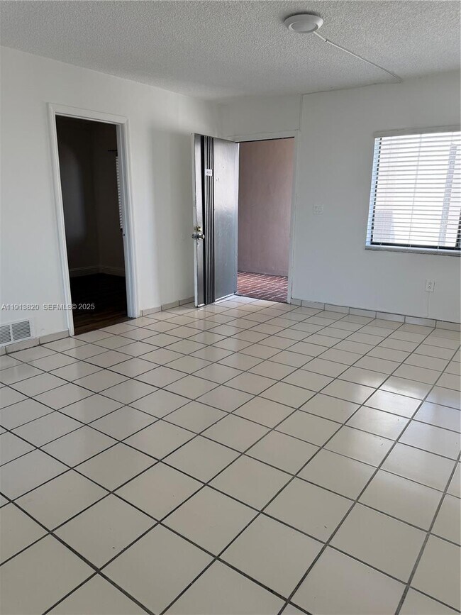 Photo - 8540 SW 133rd Avenue Rd Unit 407