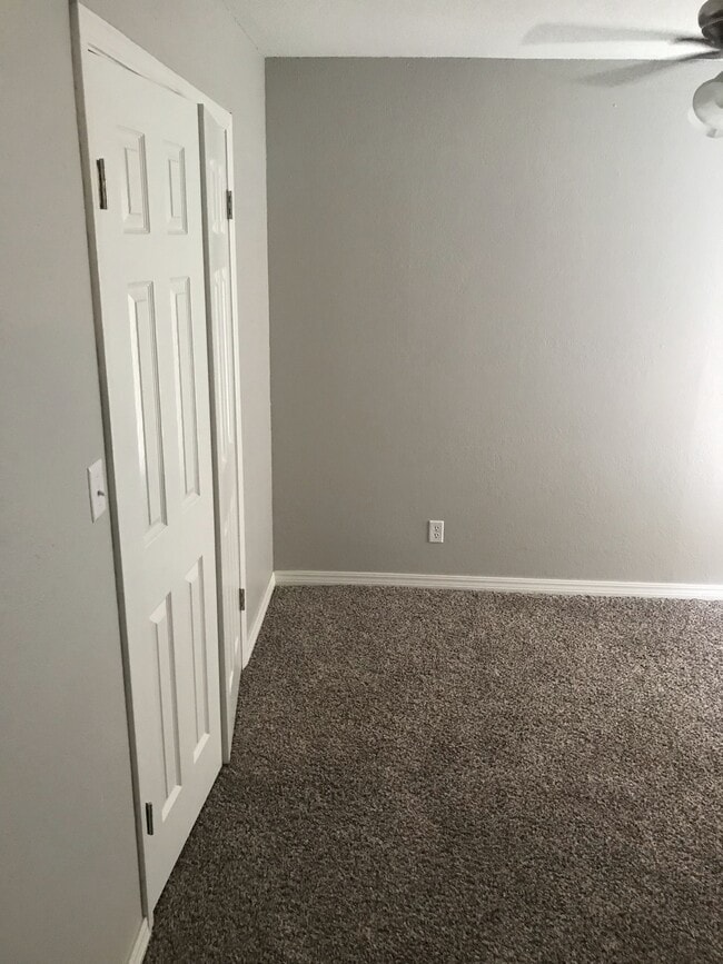 Photo - 825 Hardy Springs Cir