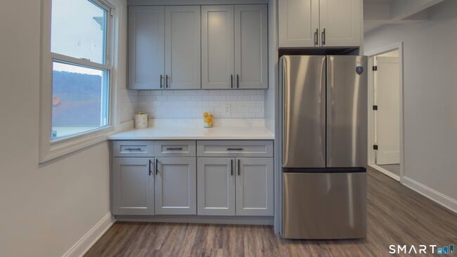 Photo - 43 W Prospect St Unit 3