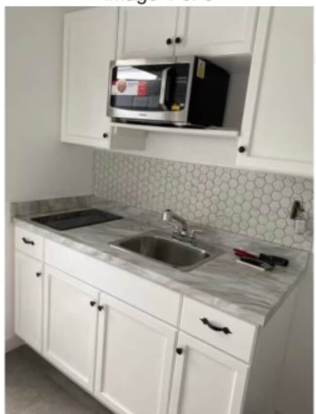 kitchen - 1200 NE 196th St Unit 1200