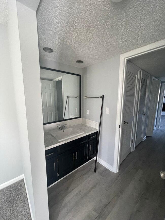 Private bathroom - 4222 Pinehurst Cir Unit Cypress Bay I-4